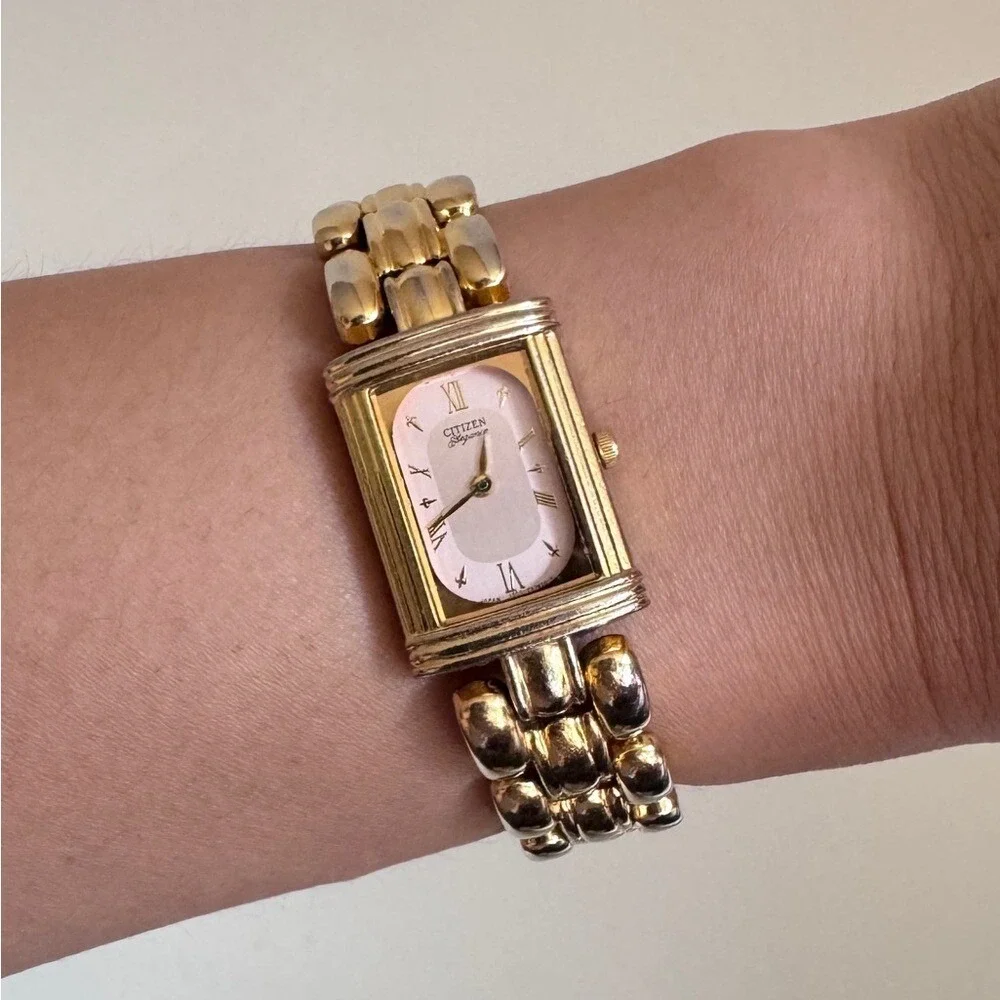 Vintage‎ Pink and Gold Citizen Elegance Watch